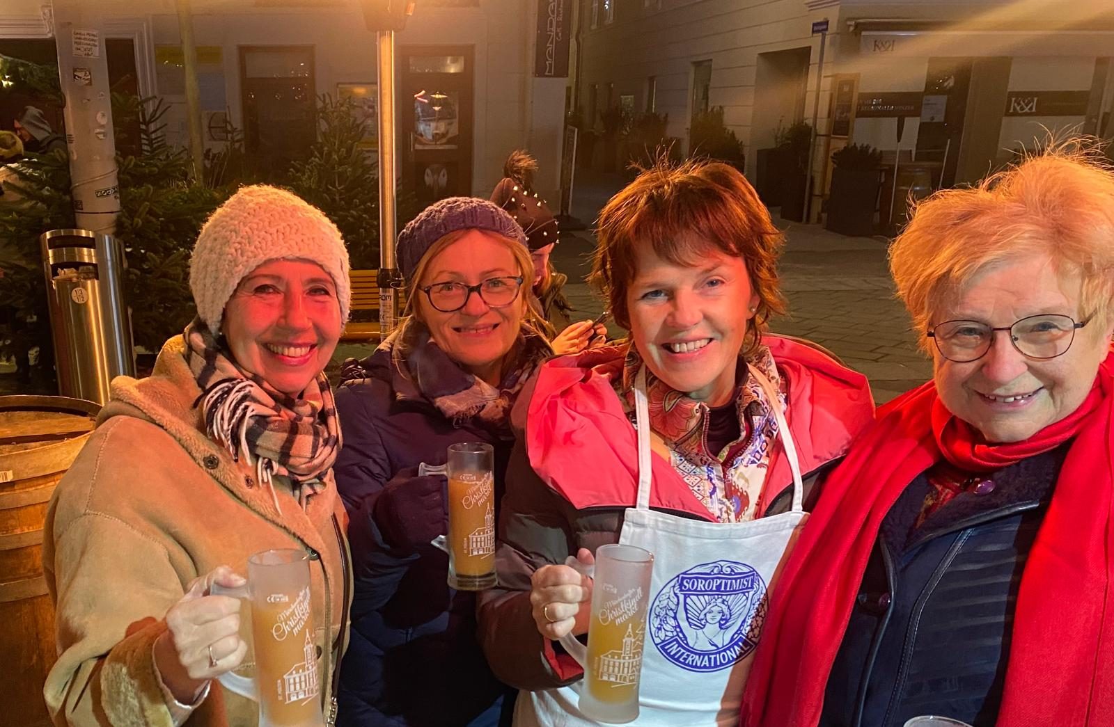 Wir sind am Weihnachtsmarkt!